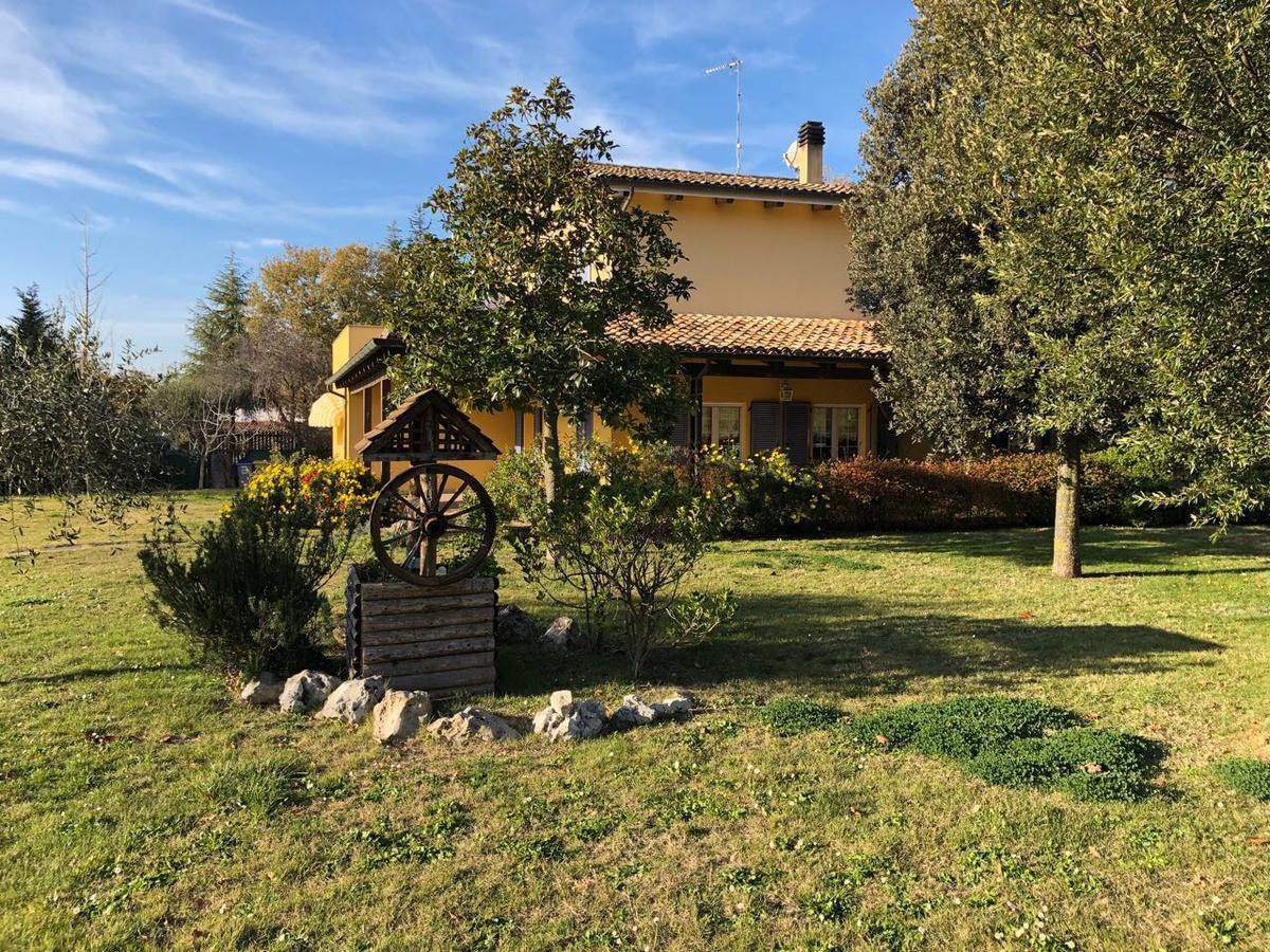 La Tenuta Del Giglio Vila Tavullia Exterior foto