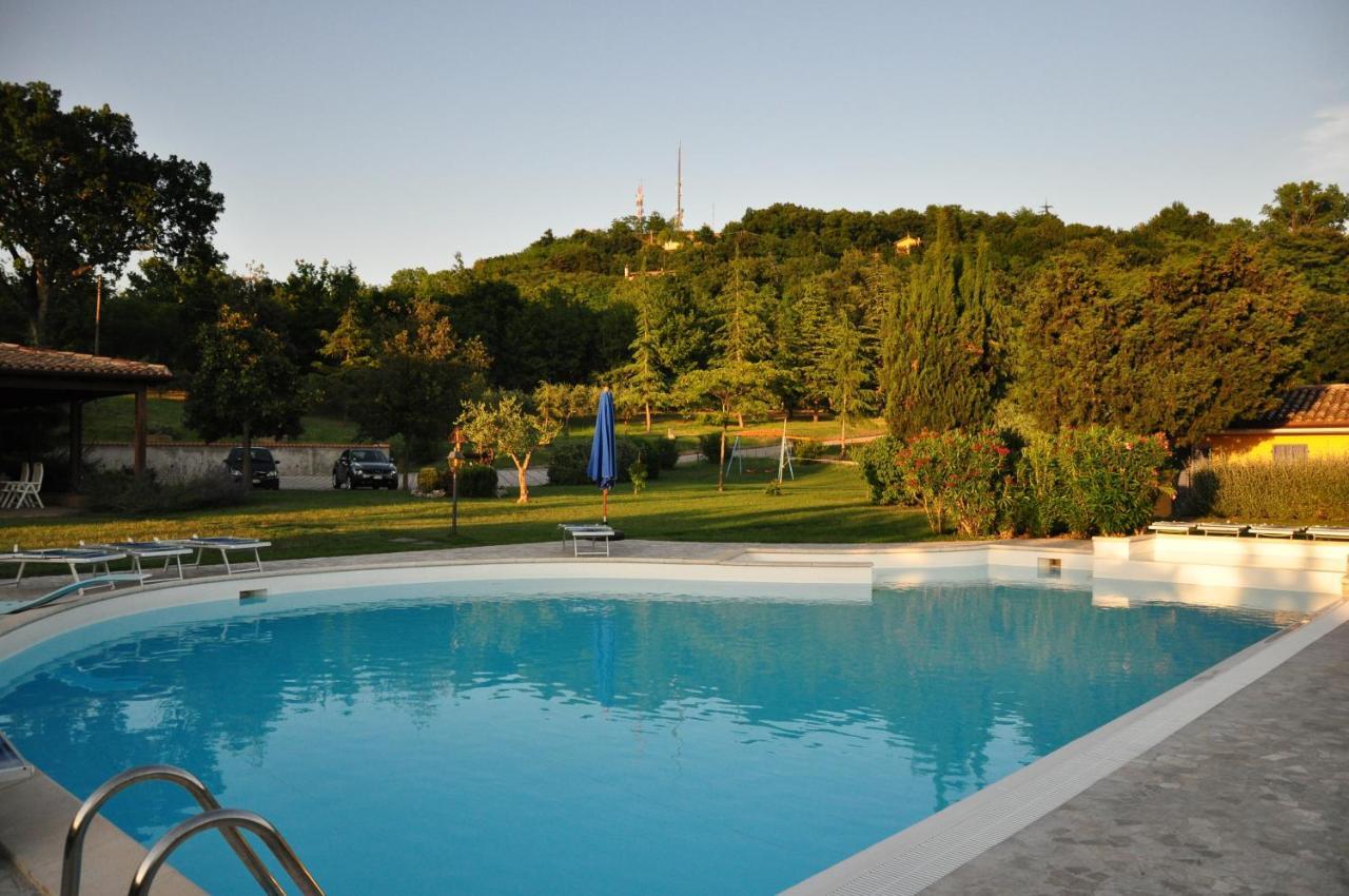 La Tenuta Del Giglio Vila Tavullia Exterior foto